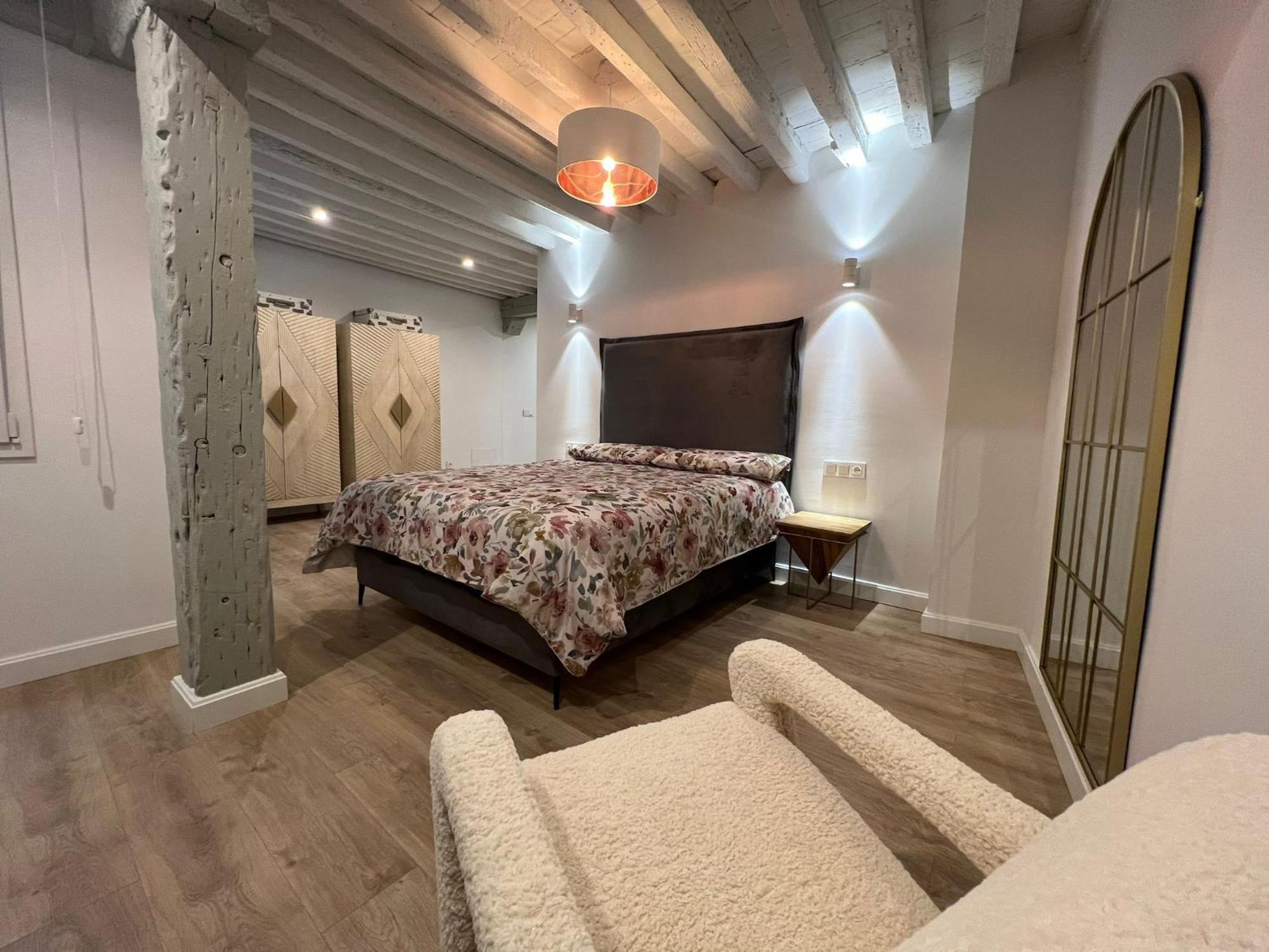 Appartamento Reycatedral Lujo 3rooms En El Centro Historico